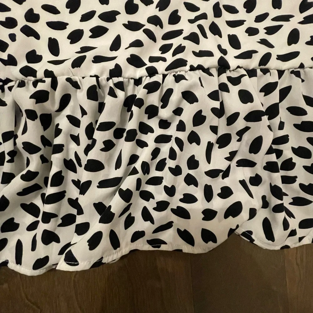 Missguided White Dalmatian Print Ruffle Hem Oversized Midaxi Smock Dress - Picture 8 of 8